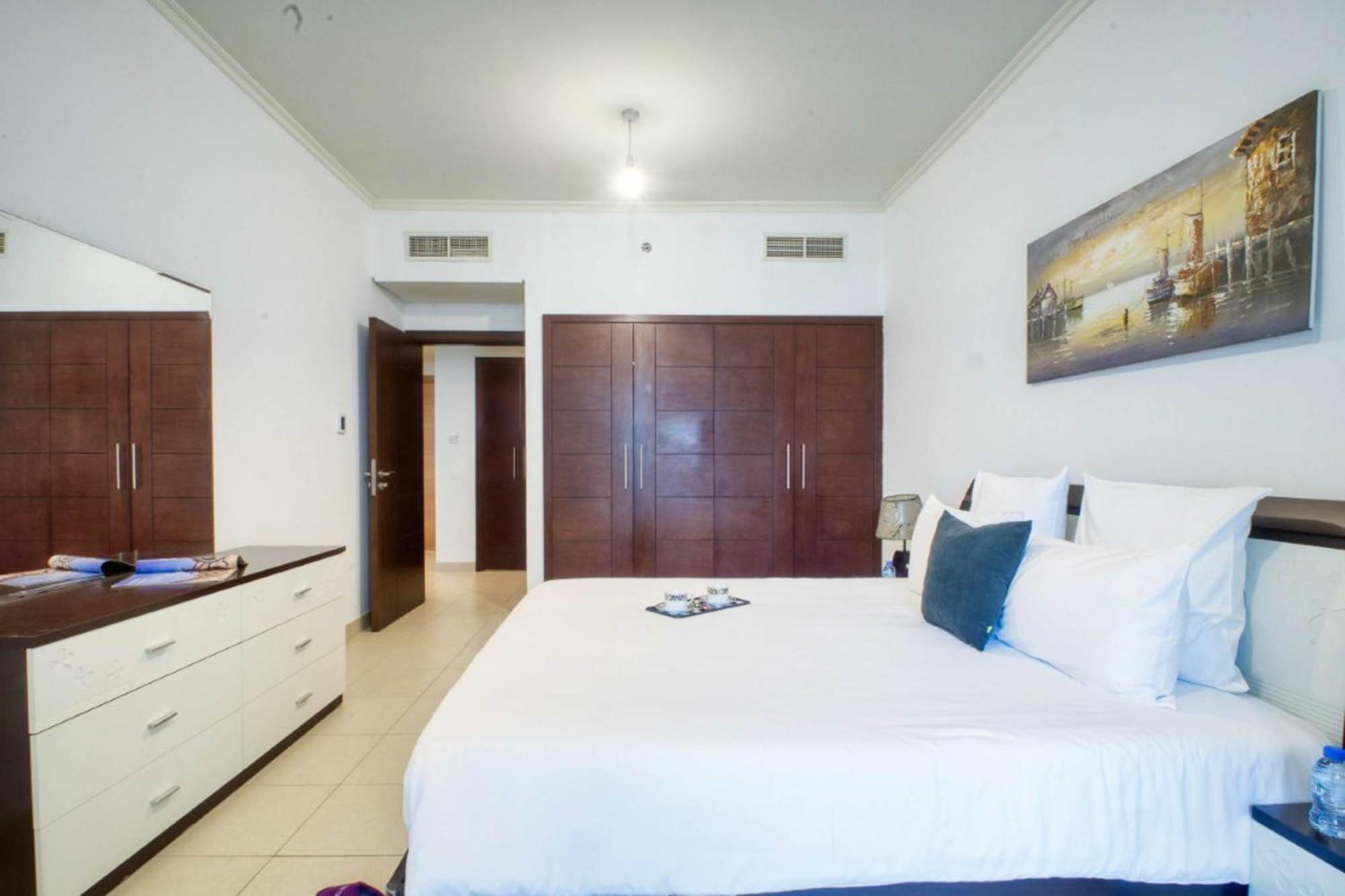 Dream Inn Apartments - Burj Views Дубай Экстерьер фото