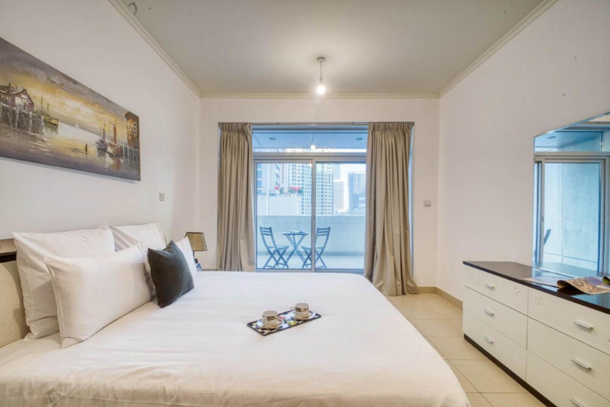 Dream Inn Apartments - Burj Views Дубай Экстерьер фото